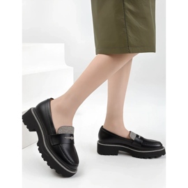 Női átmérőjű fekete cipők 1