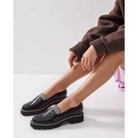 Női átmérőjű fekete cipők 2