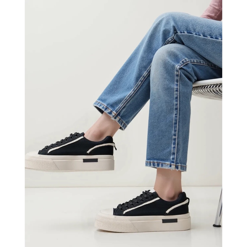 Női cipők lunor fekete 1