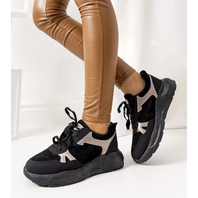 D/GMR Fekete tornacipő arany Davis díszítéssel aranysárga 1