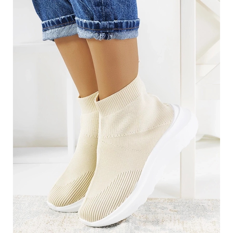 D/GMR Bézs magasszárú tornacipő a Jennifertől 1