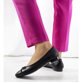 D/GMR Bitsi fekete balerinák 2 D/GMR Bitsi fekete balerinák 2