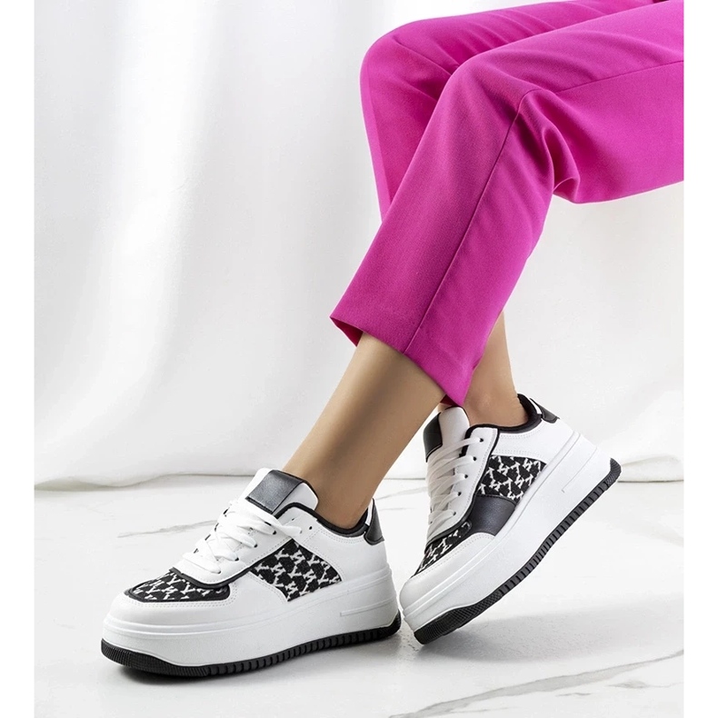 D/GMR Fehér tornacipő magas Valpara talpon 1 D/GMR Fehér tornacipő magas Valpara talpon 1