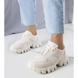 D/GMR Bézs színű tornacipő masszív talppal az Inez cégtől 1