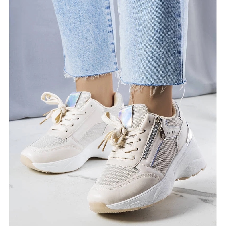 D/GMR A márka bézs színű tornacipői Stacey 2