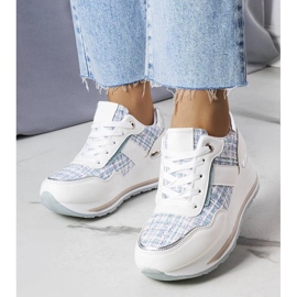 D/GMR Fehér tornacipő dekoratív Krystal betétekkel 1