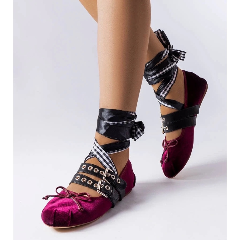 D/GMR Boutot csattal rögzíthető bordó balerinák piros 1