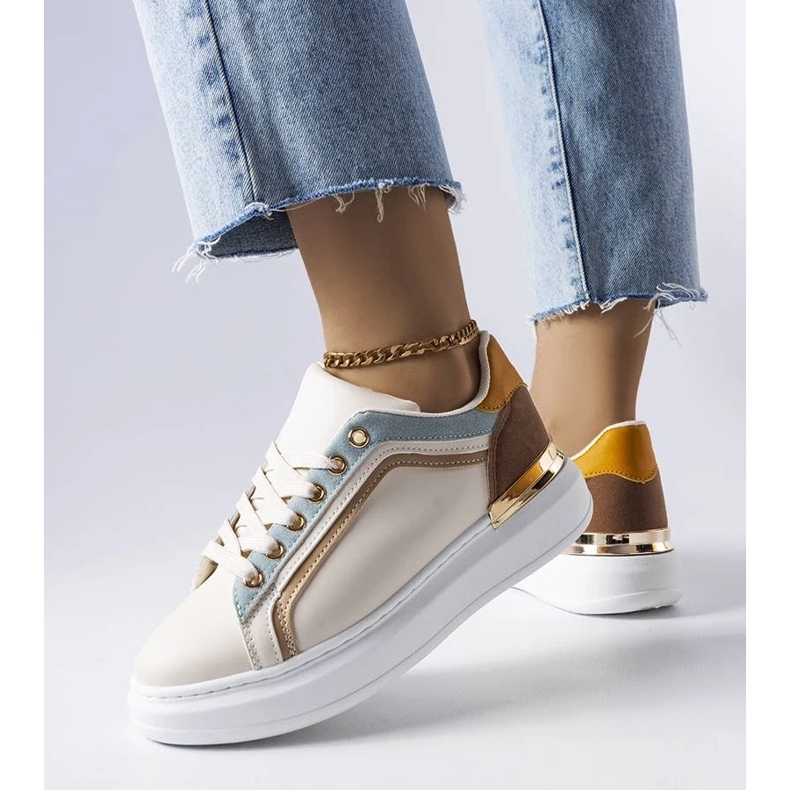 D/GMR Bézs színű tornacipő vastag talppal a Soucy-tól 2