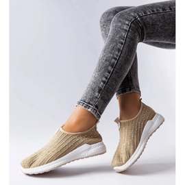 D/GMR Bézs színű tornacipő strasszokkal a Maasje cégtől 2