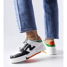 D/GMR Fekete-fehér csizma vastagabb talppal a Harter márkától 2