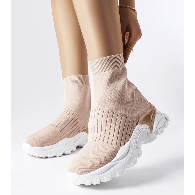 D/GMR Bézs színű tornacipő elasztikus felsőrésszel az Antonio-tól 2