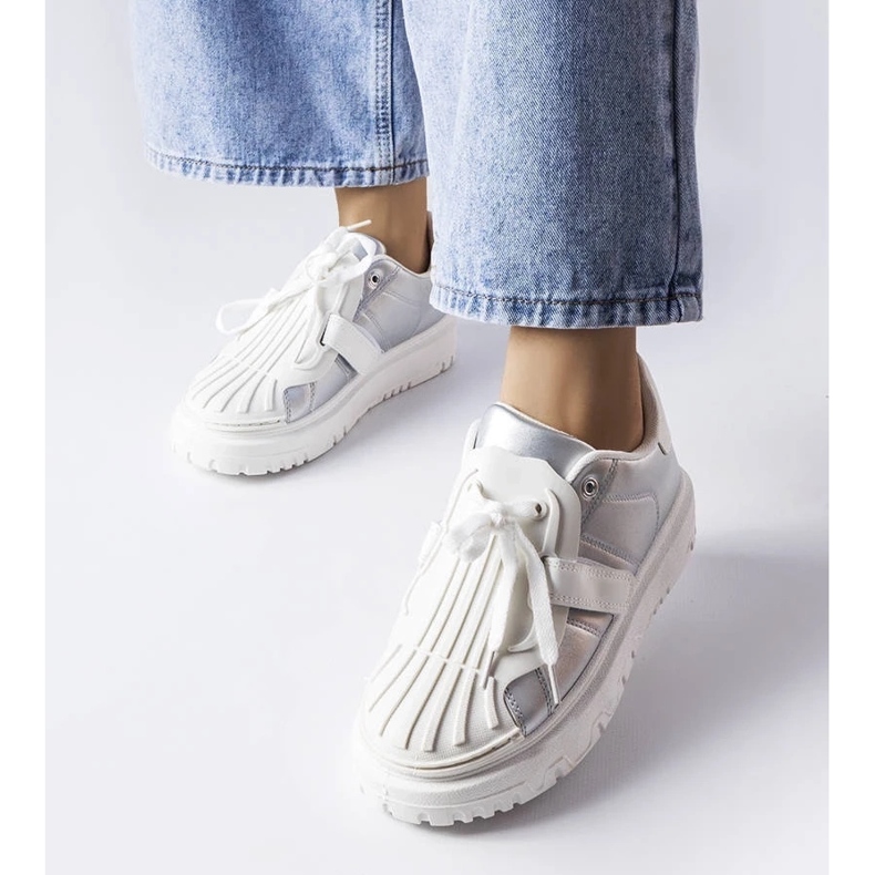 D/GMR Ezüst színű tornacipők a Binet platformon 1