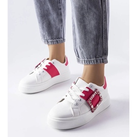 D/GMR Rózsaszín Ike csattal díszített fehér tornacipő 1