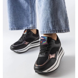 D/GMR Fekete cipők a vastag talpon Ethel -en 1