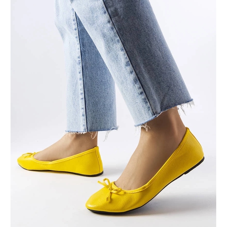 D/GMR Vaillancour masnival díszített sárga balerinák 2