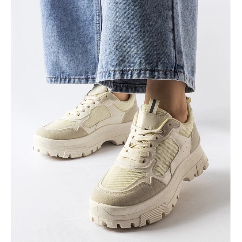 D/GMR Bézs sportcipő női mikeladze 2