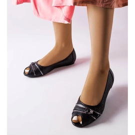 D/GMR Fekete áttört balerinák strasszokkal a Creek-től 2