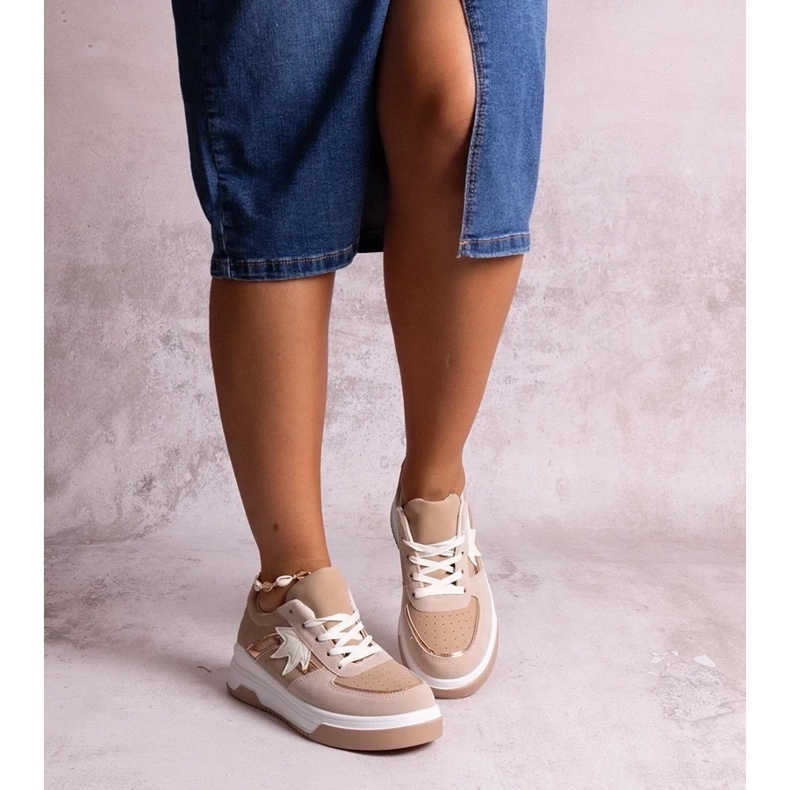 D/GMR Kollins bézs színű cipők tükörbetéttel 1