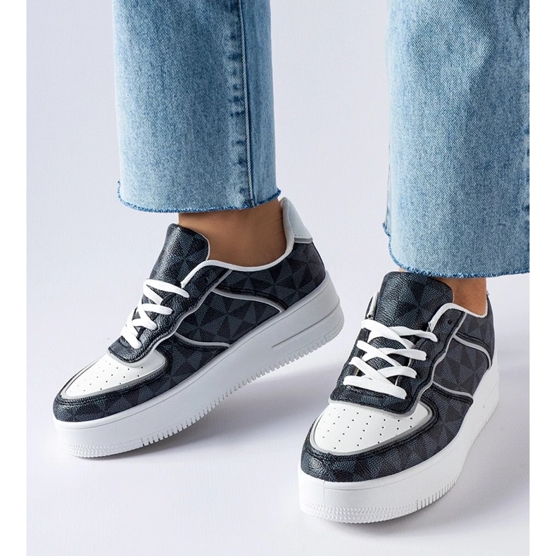 D/GMR Fekete tornacipő Sands monogrammal díszítve 2