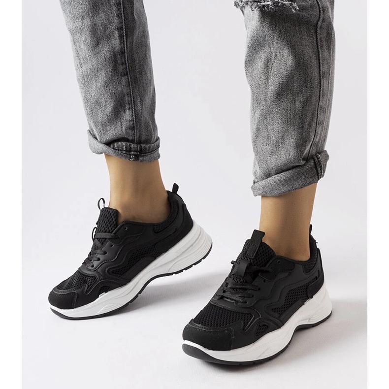 D/GMR Üres fekete sportcipő 2