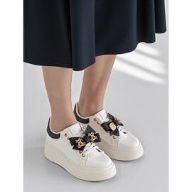 Női cipők báj fekete 1