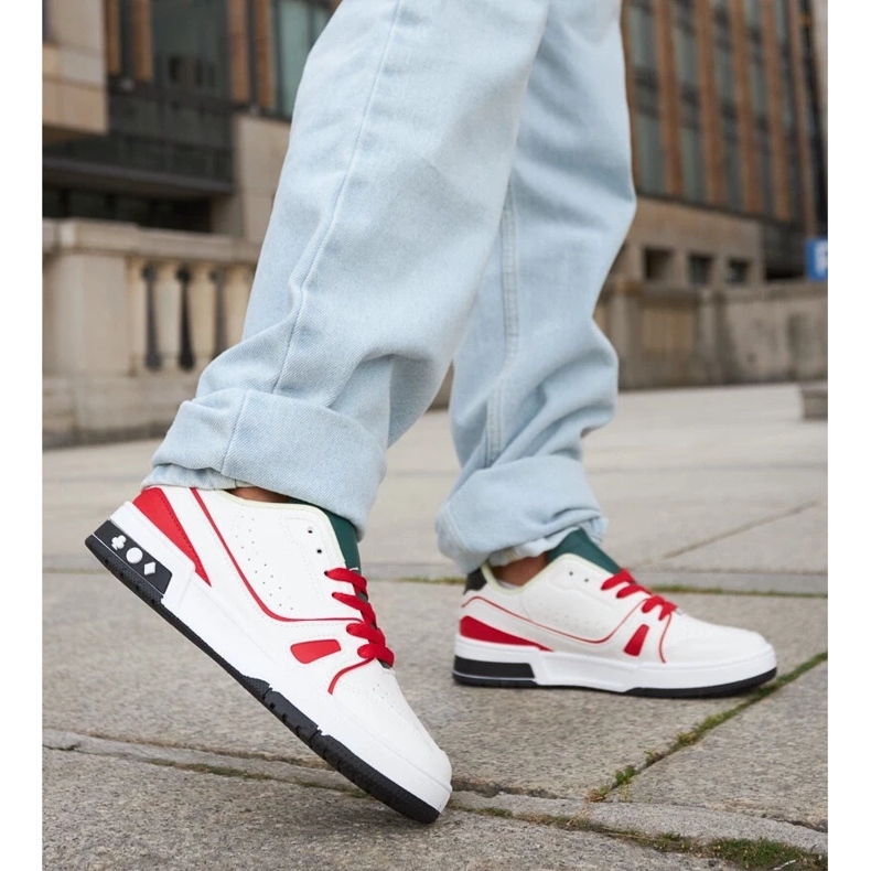 D/GMR Archie fehér és piros cipője zöld nyelvvel 1