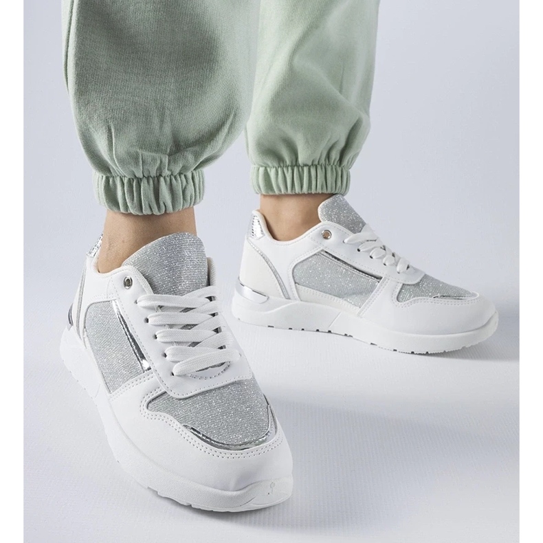 D/GMR A Facondo fehér tornacipő dekorszállal 1