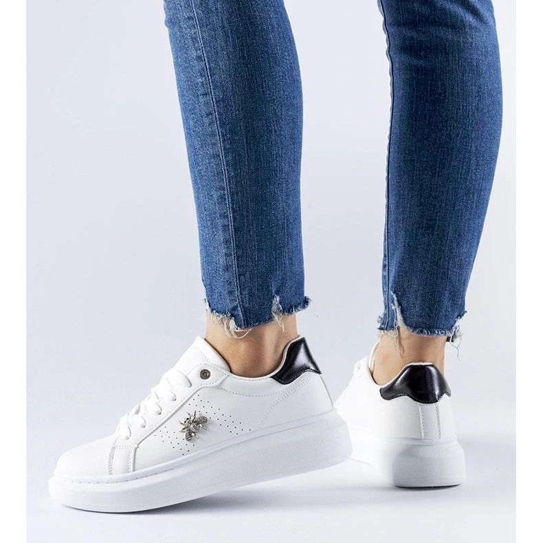 D/GMR Fehér tornacipő cirkon Fairfax applikációval 1