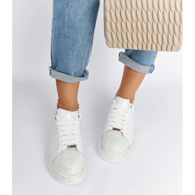 D/GMR Fehér tornacipő strasszokkal Goe NN2N4011 2