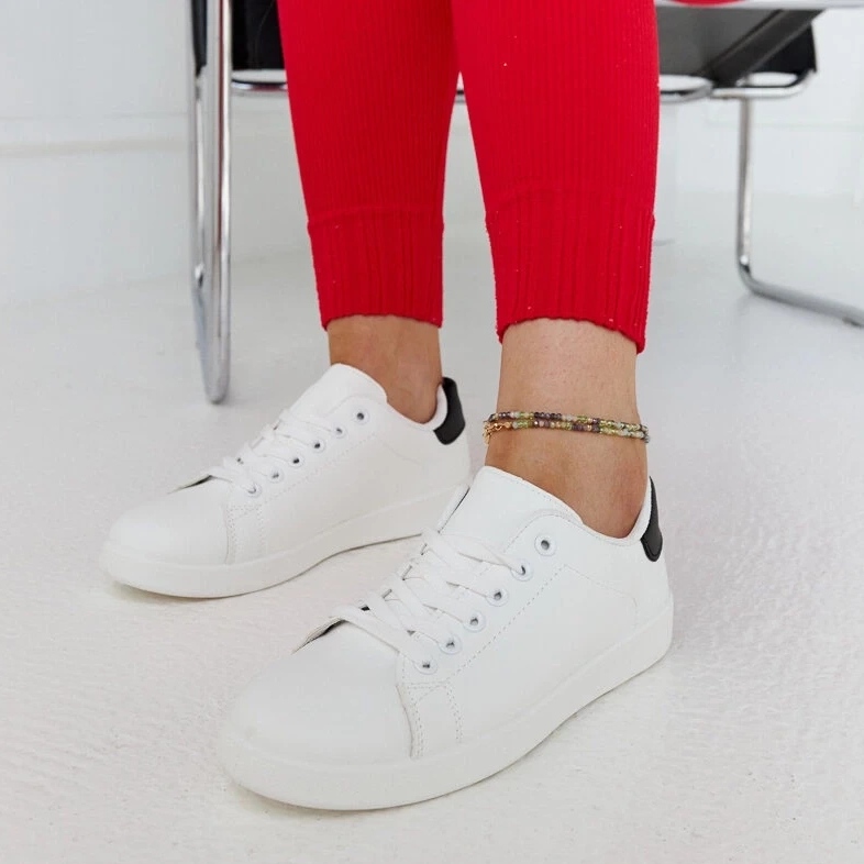 D/GMR Fehér cipők a Birikti platformon fekete elemmel 2 D/GMR Fehér cipők a Birikti platformon fekete elemmel 2