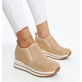 D/GMR Barna Cadelaria ék alakú tornacipő 2