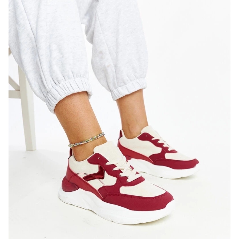 D/GMR Bézs és piros tornacipők a Nereida platformon 2