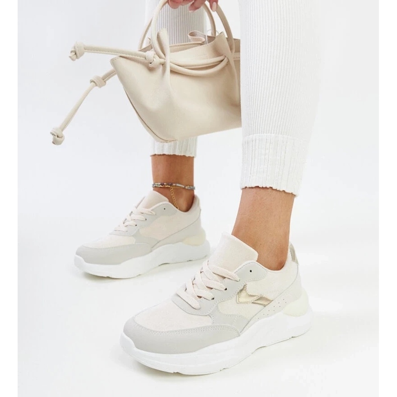 D/GMR Bézs színű tornacipő a Nereida platformon 2