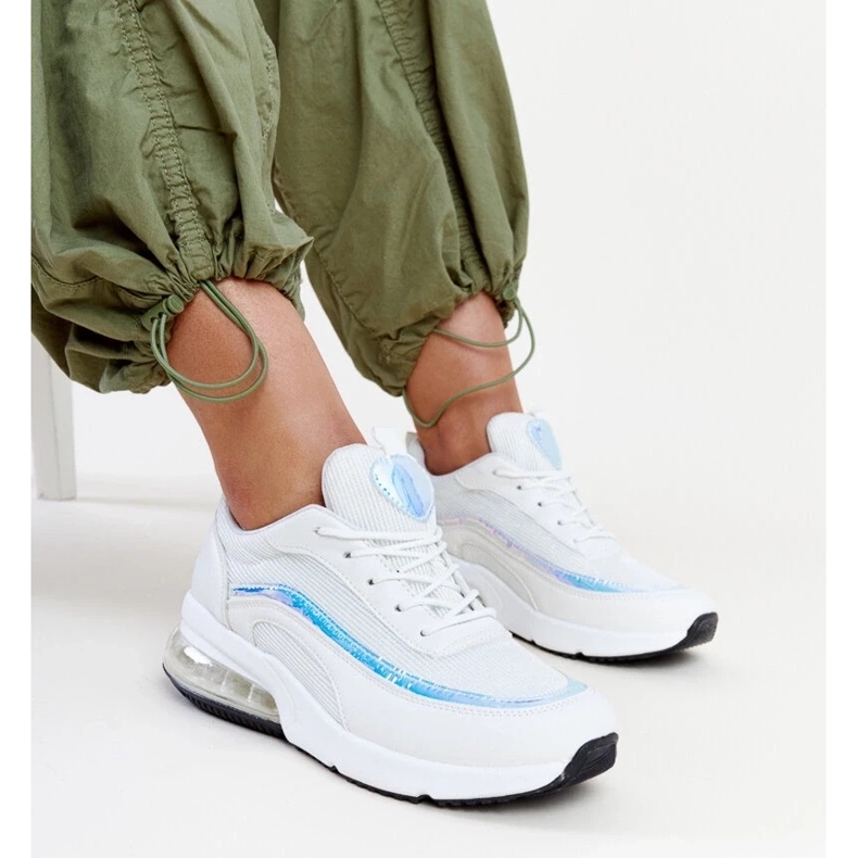 Fehér tornacipő Jelek hologrammal 1 Fehér tornacipő Jelek hologrammal 1