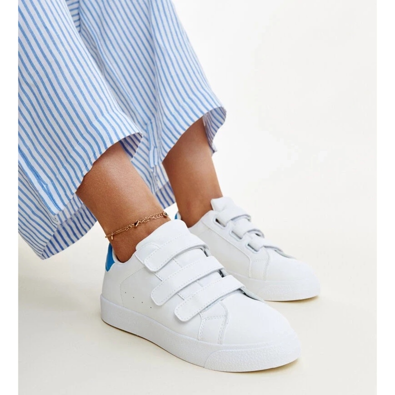 Samala fehér és kék tépőzáras tornacipő 1 Samala fehér és kék tépőzáras tornacipő 1