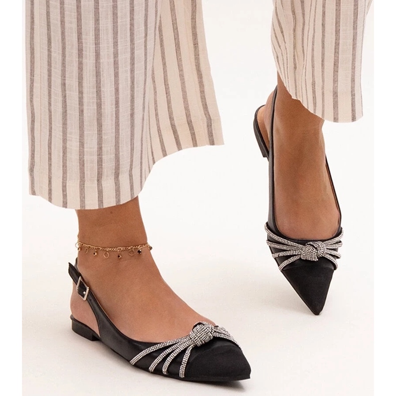 Balett lakások hegyes orrral és Sellar strasszokkal fekete 2