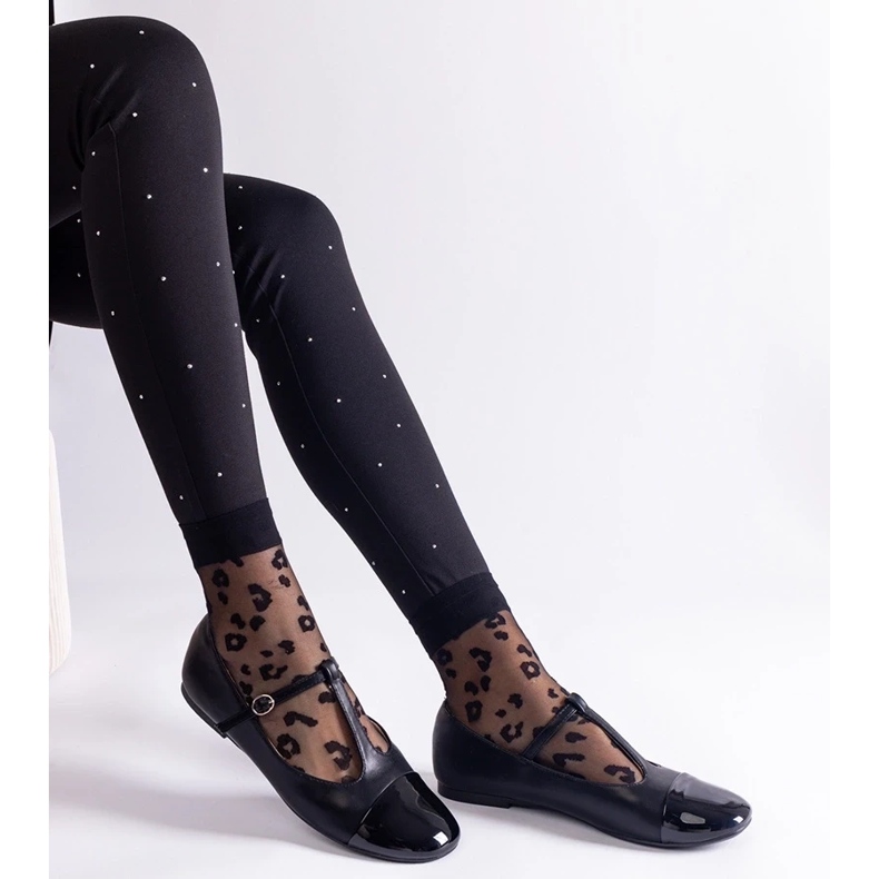 D/CEO Fekete balett lapos lakkozott orrral, Gloriana csattal rögzítve 2