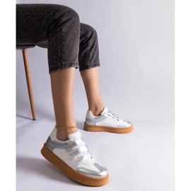 D/CEO Mena ezüst színű tornacipő tépőzárral 2