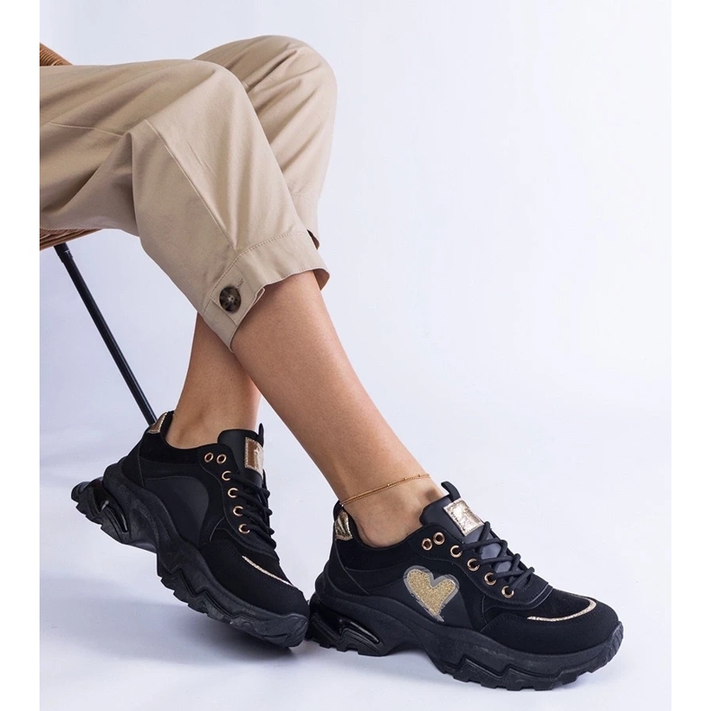 D/CEO Fekete platformos tornacipő Martinez szívvel 1