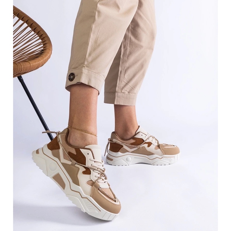 D/CEO A Valdez cirkon húrjával díszített barna cipők 2