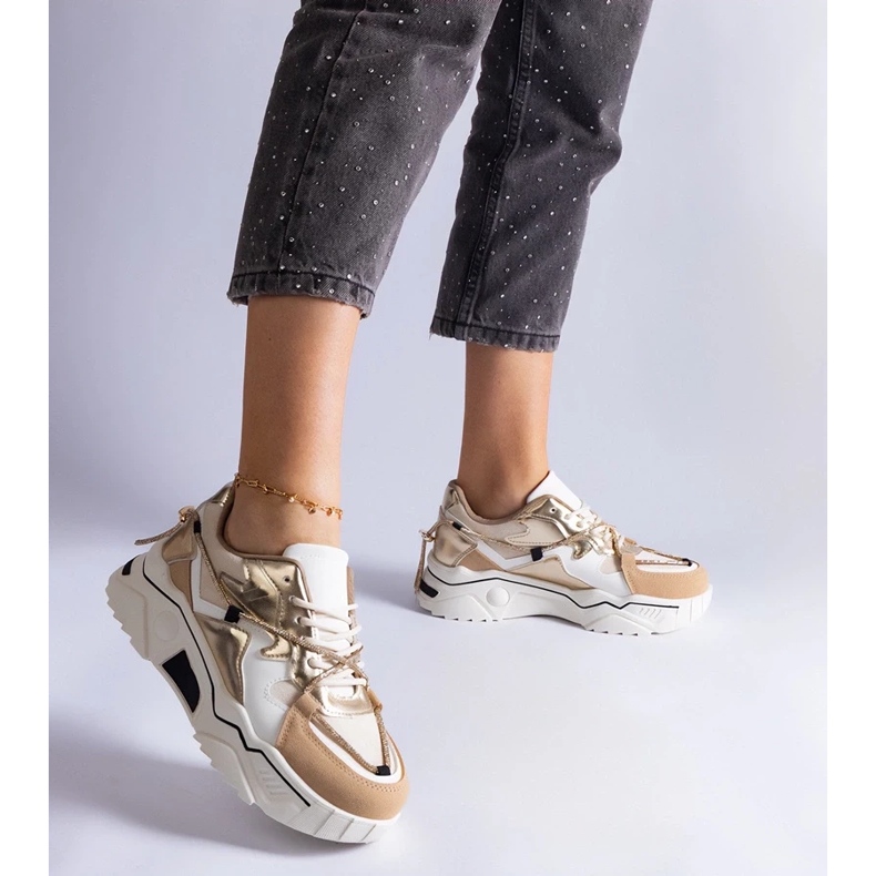 D/CEO Bézs színű tornacipő cirkon Valdez zsinórral díszítve 2