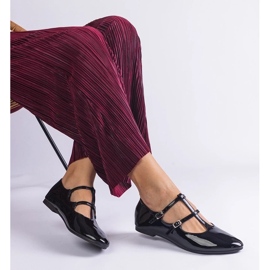 D/CEO Fekete lakkozott balerinák Marinos csatjal 1