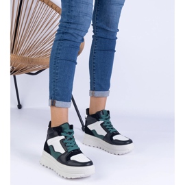 Fekete -fehér női sport cipők a platformon 1