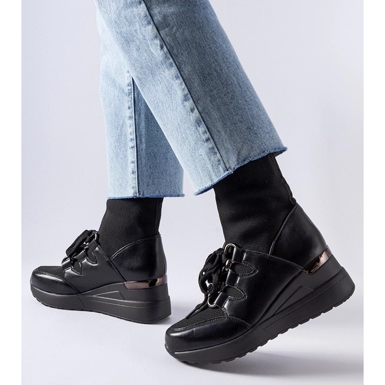 D/CEO Rochon fekete ékes zoknis csizma 2