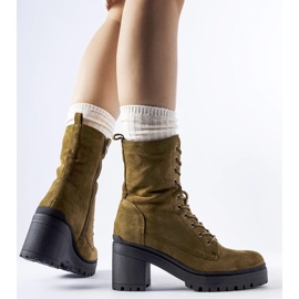 D/CEO Zöld szigetelt csizma alacsony sarkú Cotti-tól 2