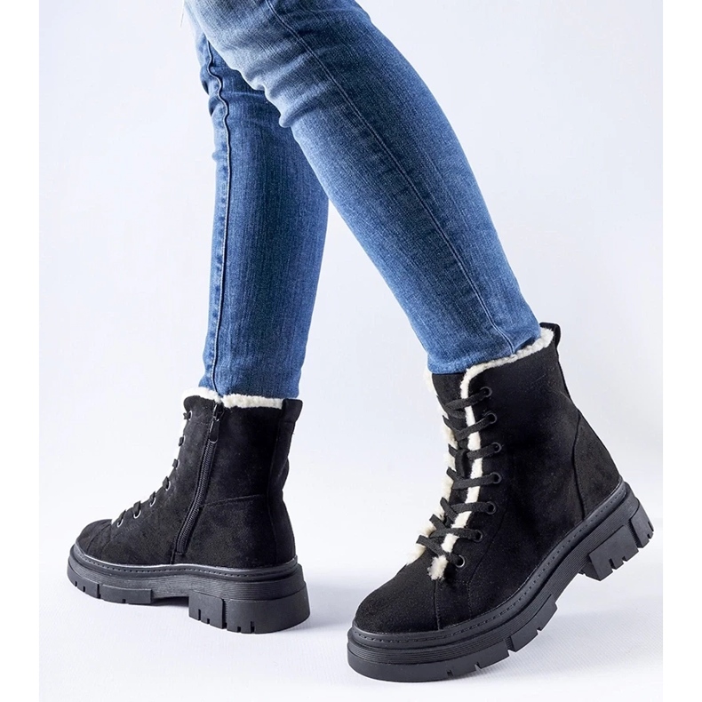 D/CEO Fekete szigetelt bokacsizma Chamblee öko-velúrból 2