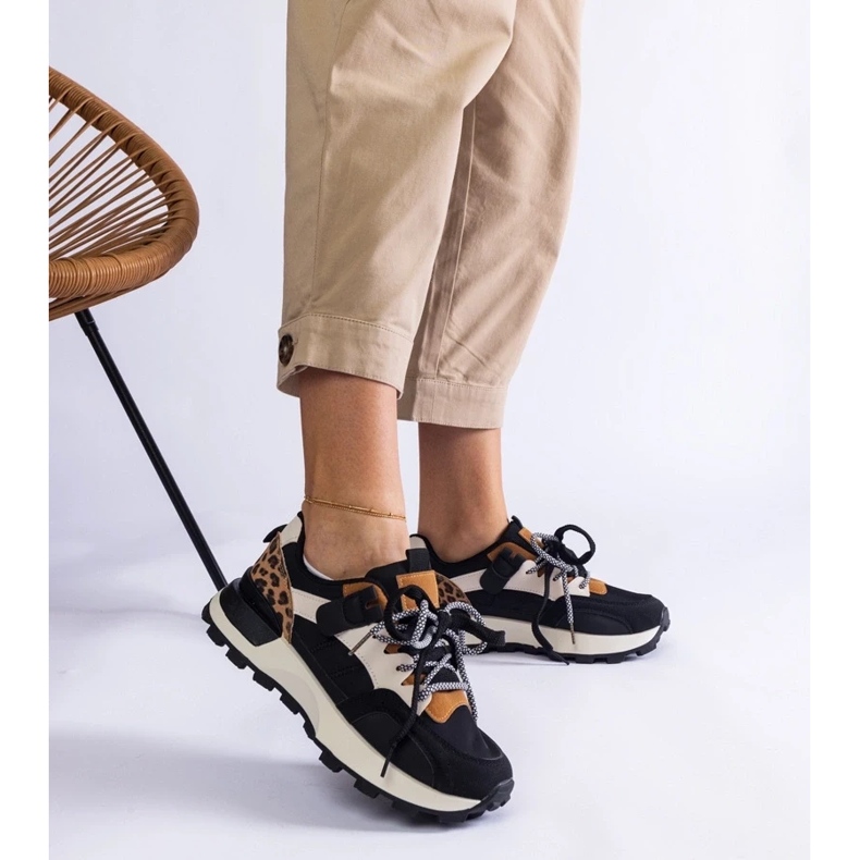 D/CEO Fekete tornacipő Soria állatmotívummal díszítve 2