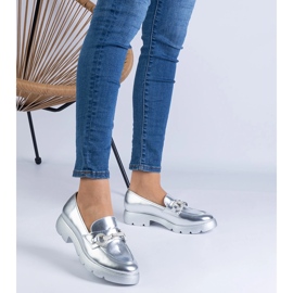 Ezüst klasszikus cipő díszes 1