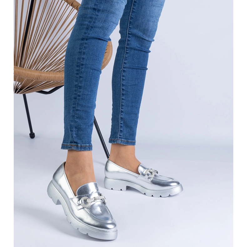 Ezüst klasszikus cipő díszes 1