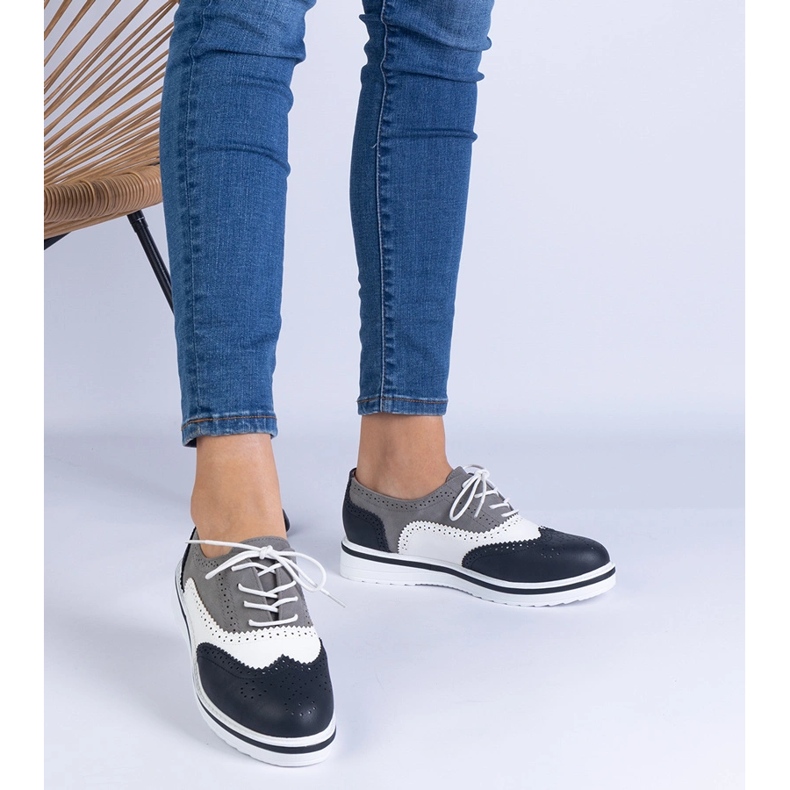 Fekete klasszikus oxford cipő 1